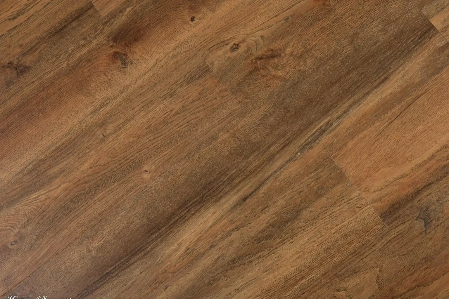 DF005 Smoke Oak 47" x 6.5" x 6.5mm (31.45 Sqft/Ctn)